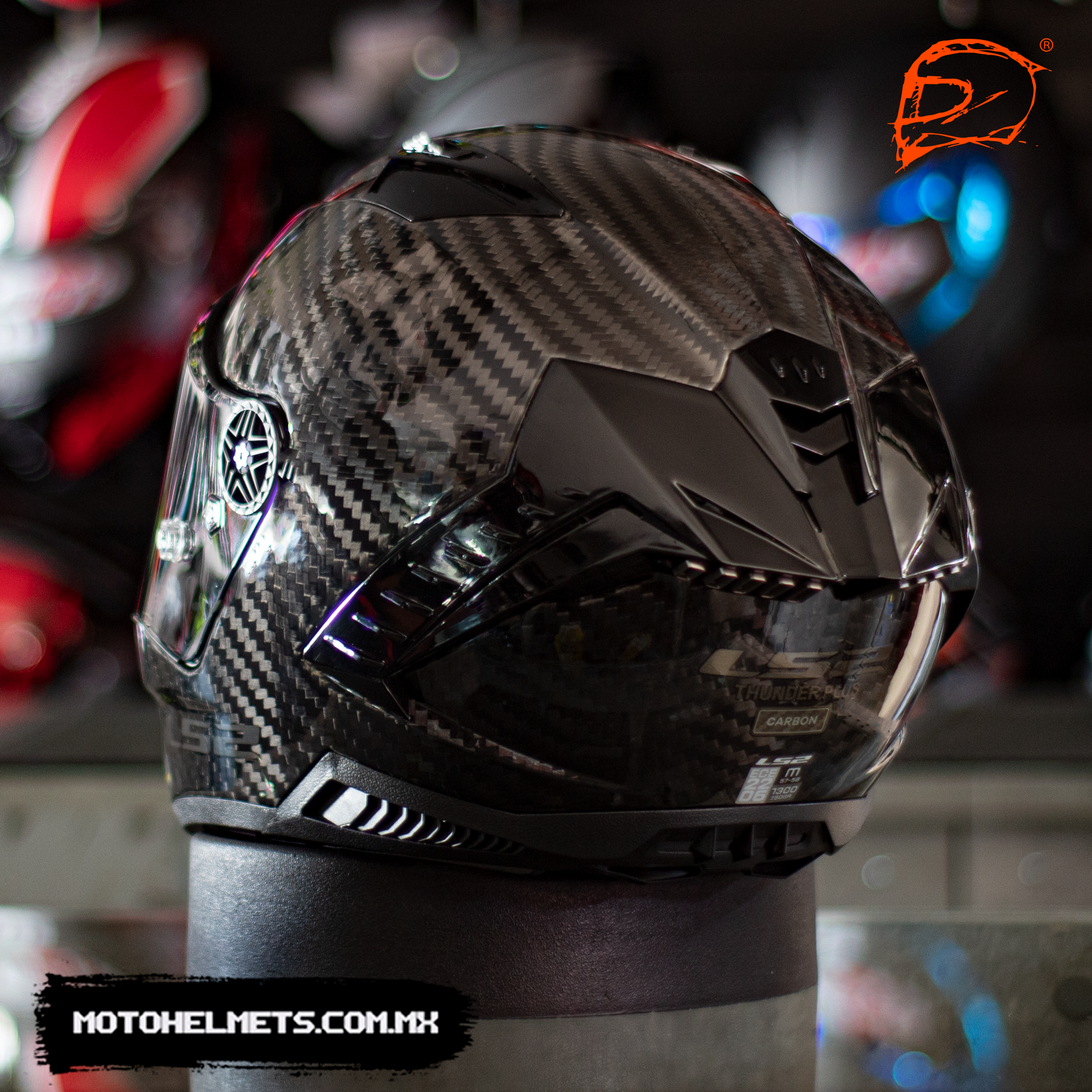 Casco Integral LS2 Thunder Solid Carbon FF805